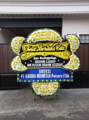 Papan Bunga Duka di Gelangan